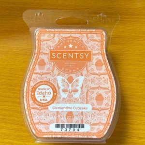 Scentsy Bar Clementine Cupcake